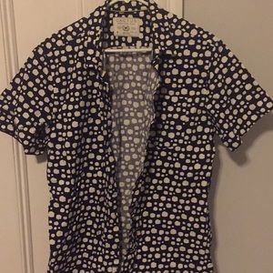 Short sleeve shirt